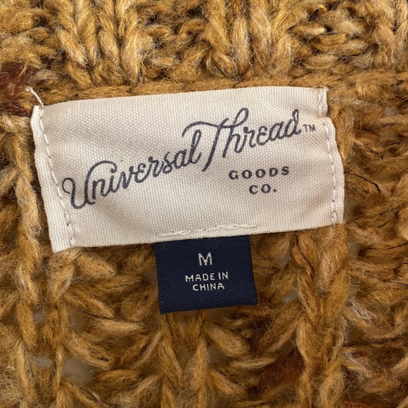 COPY - Universal Thread Sweater- Size M - Picture 3 of 3